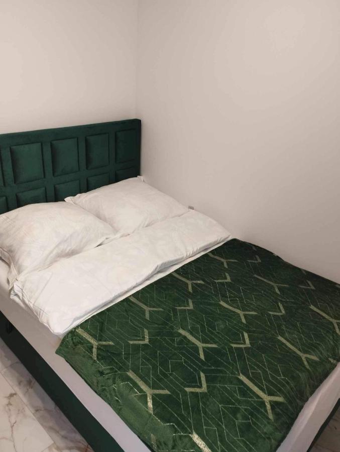 Apartament Zielony 12/2 สตาโรการ์ด กดังสกี ภายนอก รูปภาพ